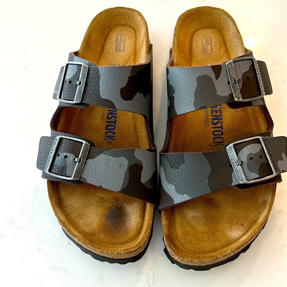 Camo print Birkenstock sandals .Only Worn 1 or 2 times .  Excellent condition.